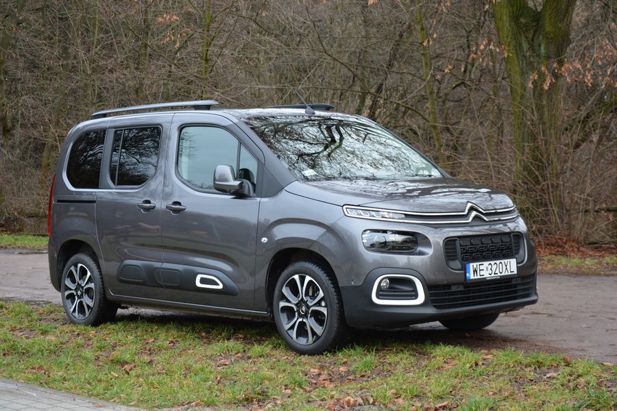 Citroen Berlingo, Benzyna Z Automatem | Portal | Trucks&Machines